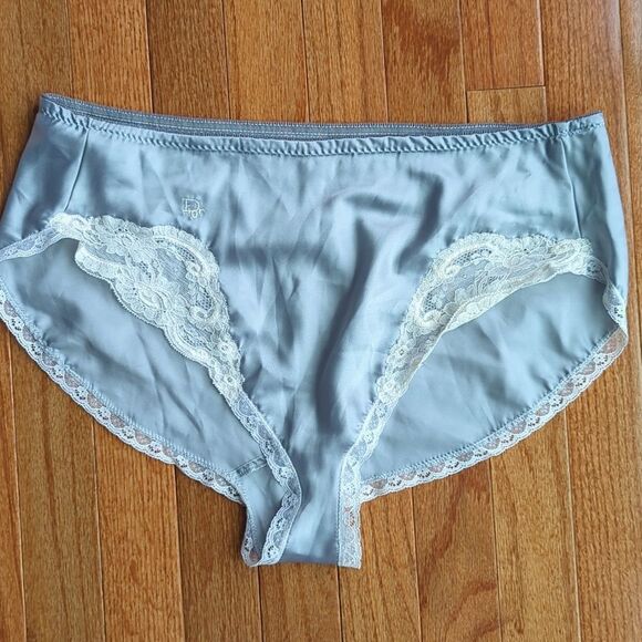 ✔️Dior Lingerie Sleep Short - Picture 1 of 3
